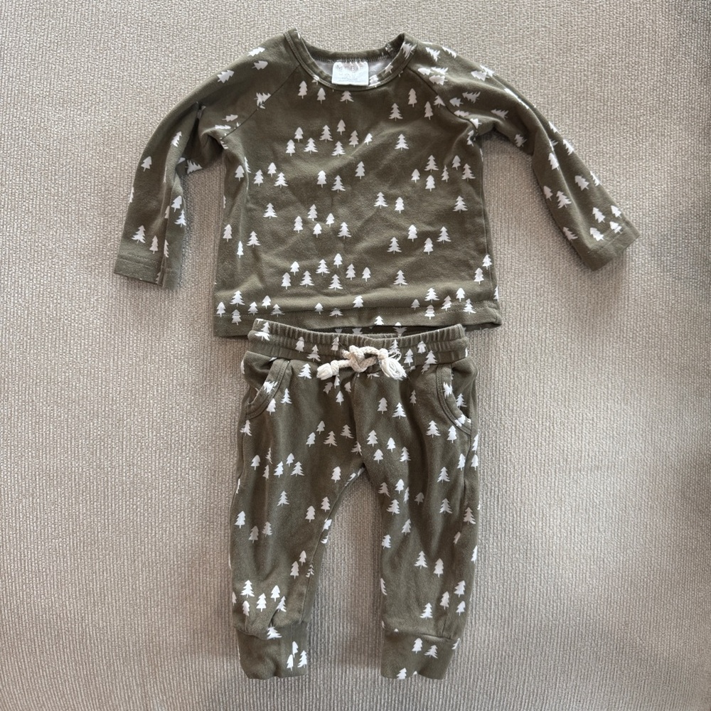 Mebie Baby Christmas Tree Cozy Set - 3-6 months
